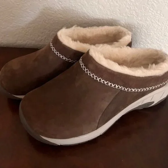 MERRELL Brown Tan Suede Echo Ice Cozy Faux Shearling Lined Slip On Shoes 6 - Picture 1 of 3